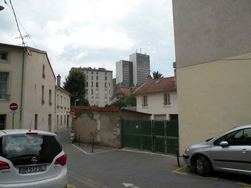  petite ruelle dans le quartier de la gare